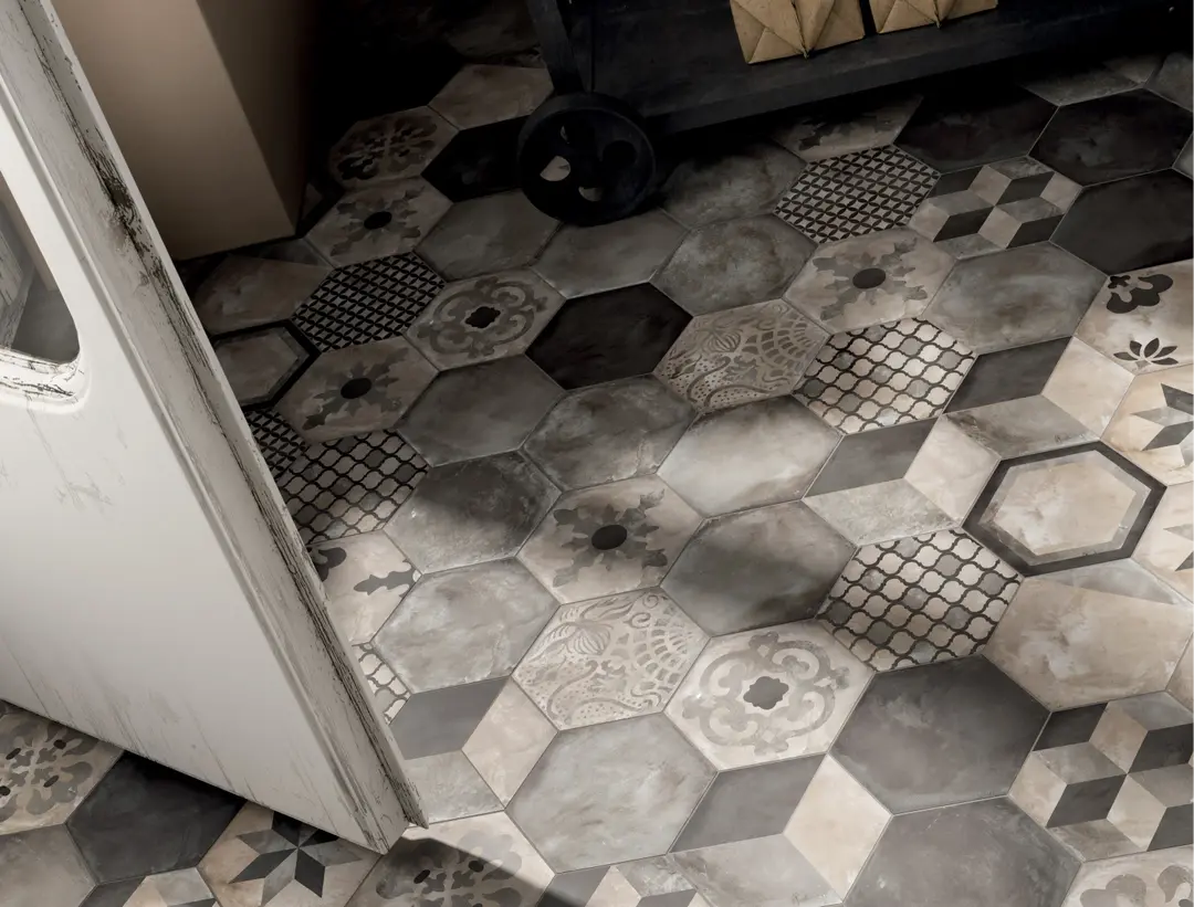 Terra Black/Grey Mix Hexagon - Klinker 4